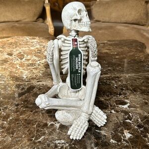 Halloween Skull Wine Bottle Holder.